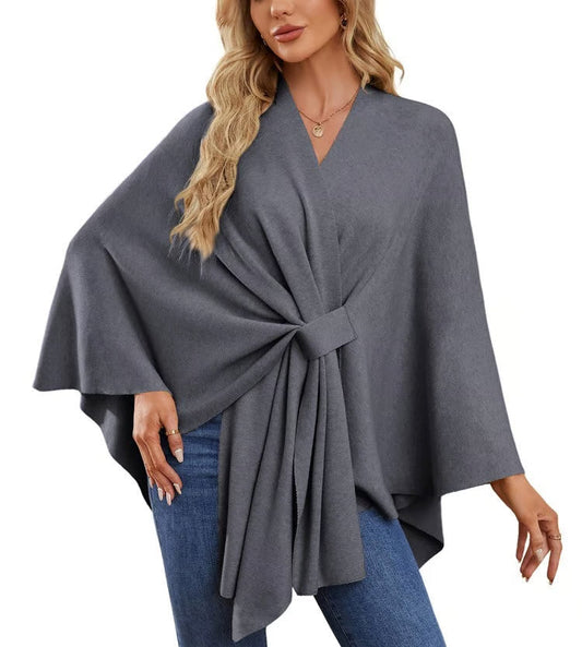Maegan | Elegante chal tipo poncho con suave apertura frontal