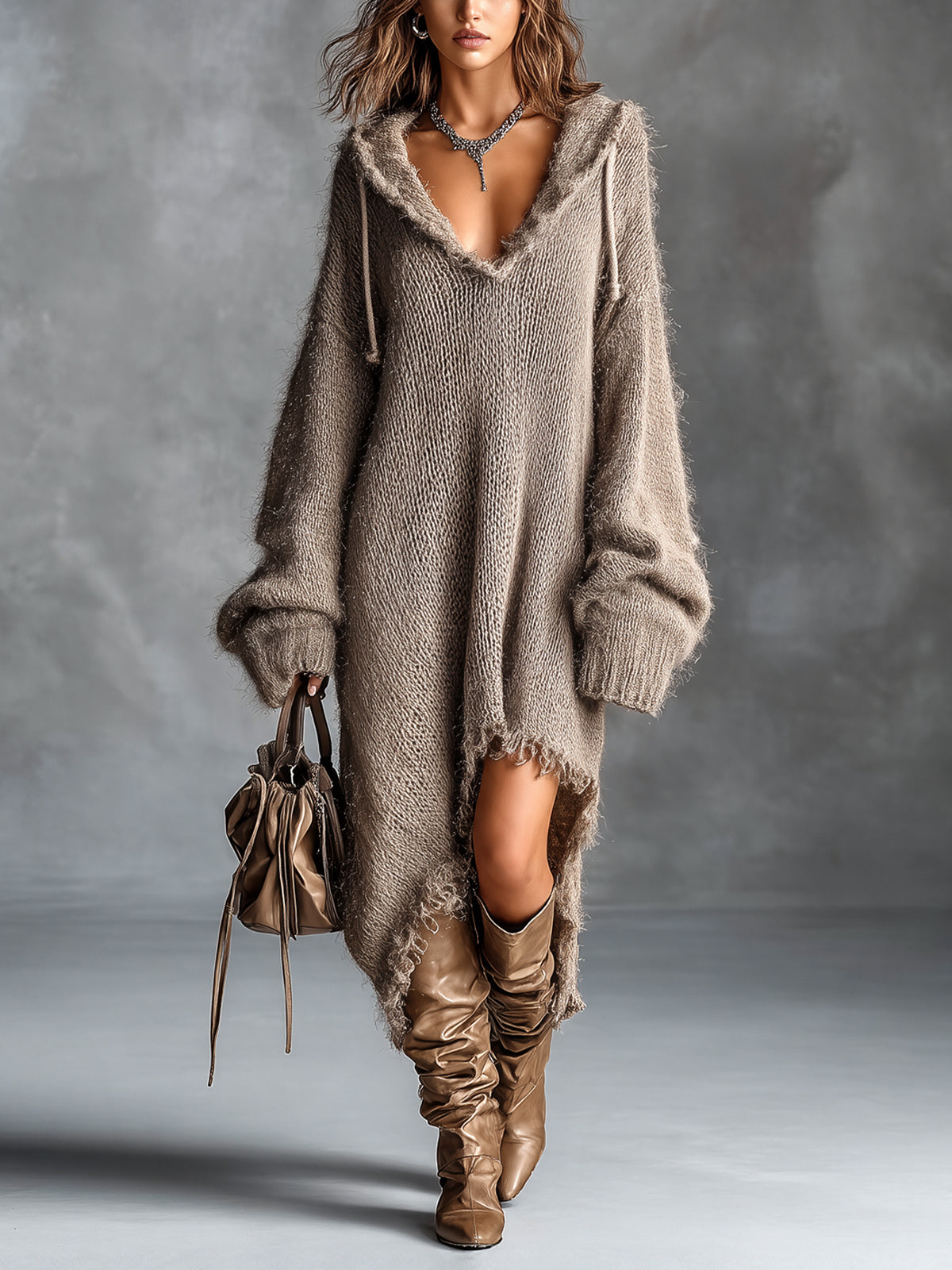 Linden | Vestido Midi de Punto Afelpado con Capucha