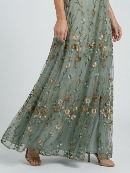 Selora | Vestido Maxi Fluido con Cuello Halter