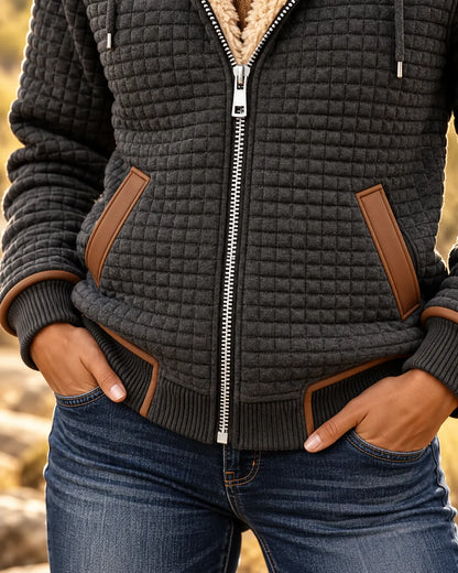 Beth | Chaqueta Acolchada con Capucha, Cremallera y Forro de Borrego