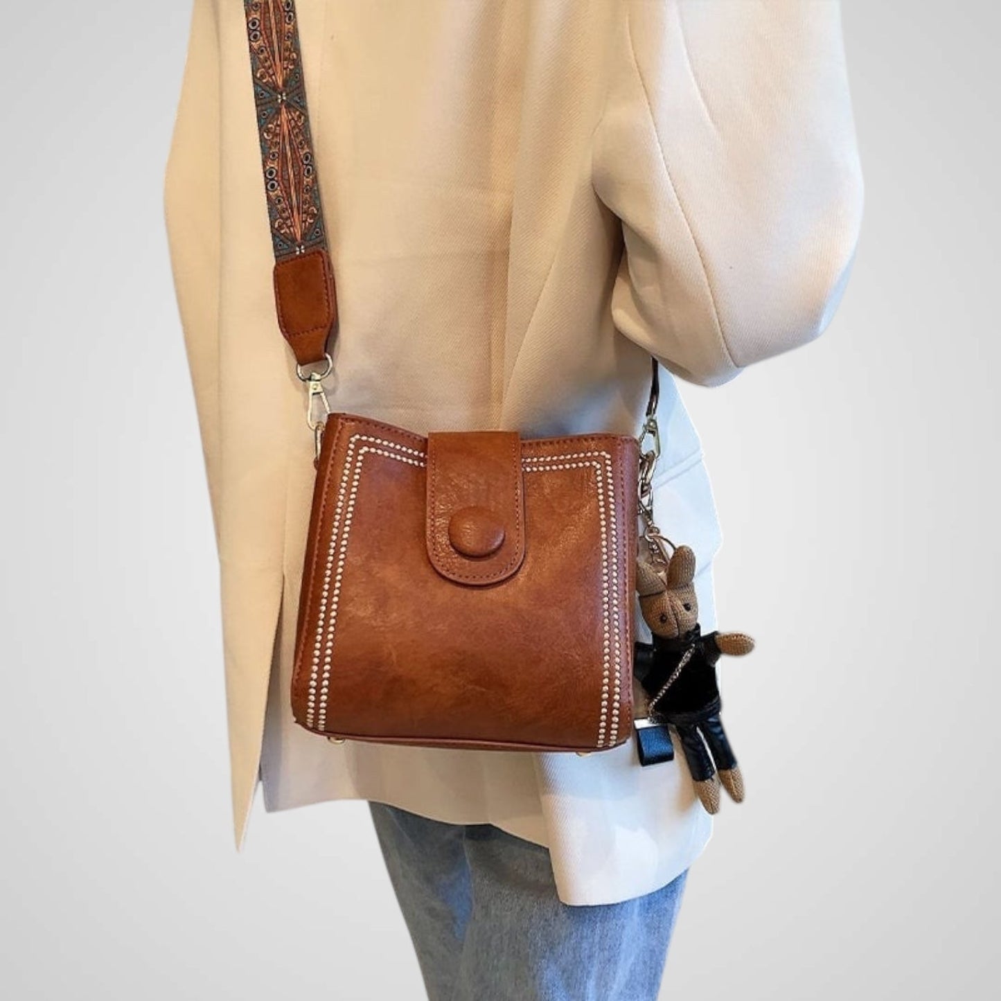Olmo | Bolso retro con bandolera ancha ajustable