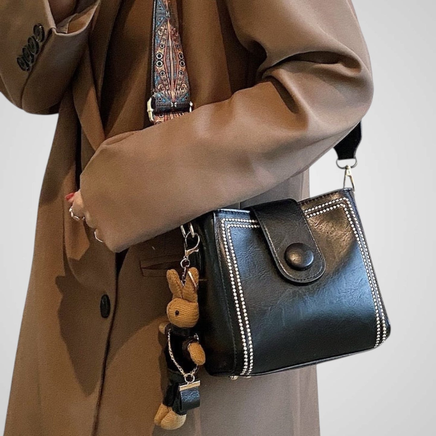 Olmo | Bolso retro con bandolera ancha ajustable