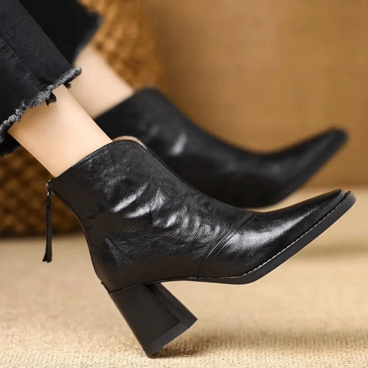 Claudia | Botines de Lujo con Tacón Medio
