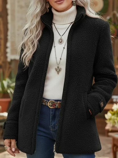 Patricia | Abrigo con Cremallera y Cuello Alto Estilo Coreano en Peluche